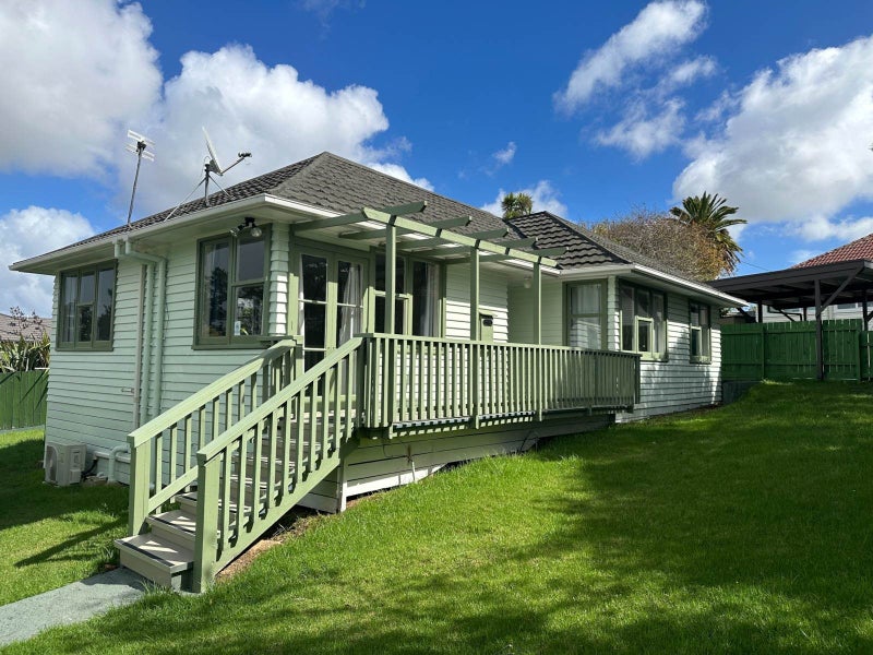 4/331 Royal Road, Massey, Auckland - Carousel 1