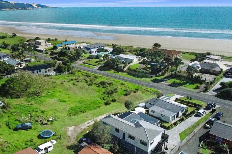77 Foreshore Road, Ahipara, Kaitaia - Carousel 24