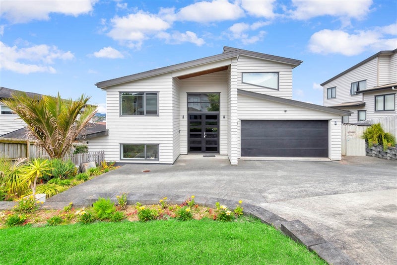 14 Platinum Rise, Ranui, Auckland - Carousel 1