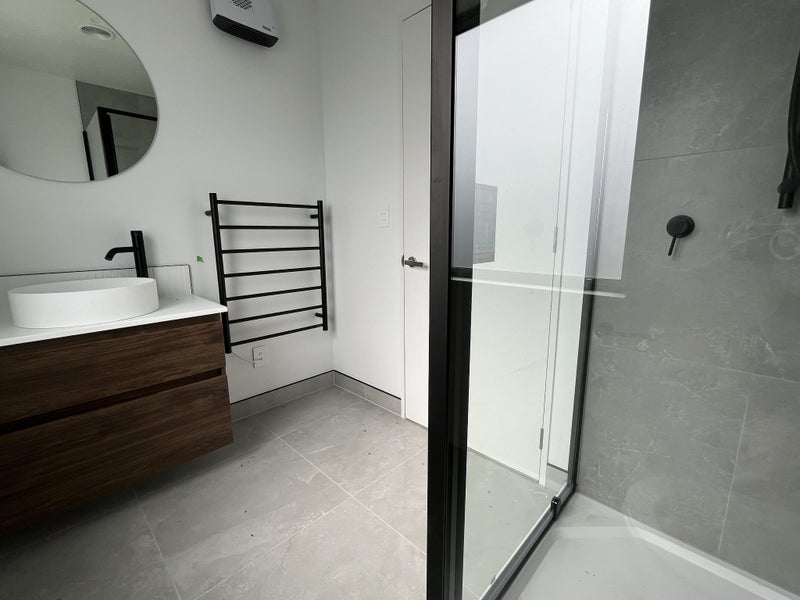 4/11 Leitch Street, Somerfield, Christchurch - Carousel 7