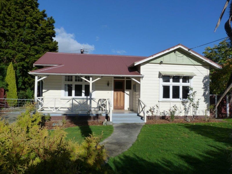 18 Hayward Street, Featherston - Carousel 2