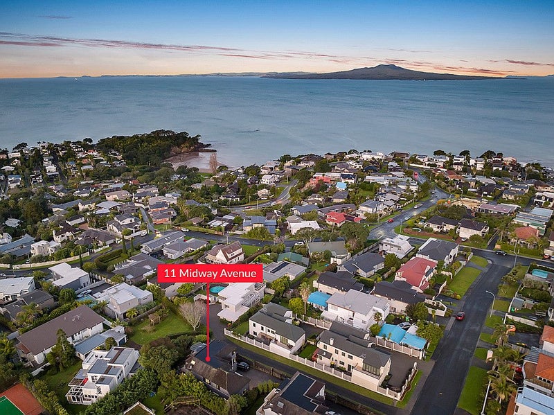 11B Midway Avenue, Castor Bay, Auckland - Carousel 25