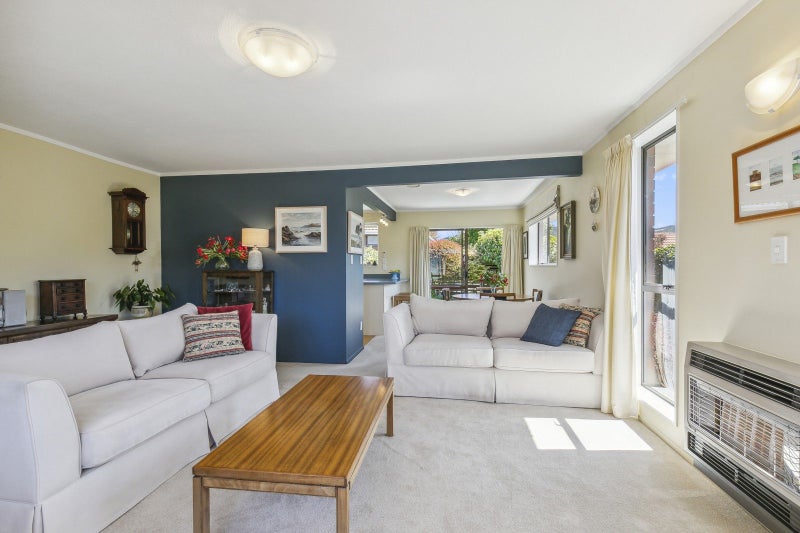 8B Beauchamp Street, Karori, Wellington - Carousel 2