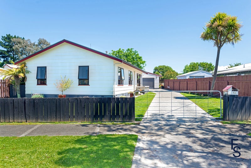 13 Loisel Street, Riverdale, Gisborne - Carousel 19