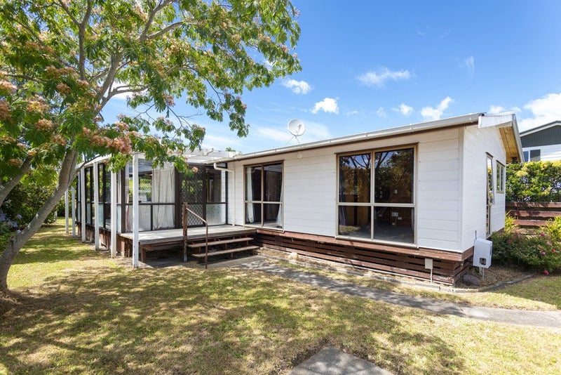 65 Iranui Road, Inner Kaiti, Gisborne - Carousel 1