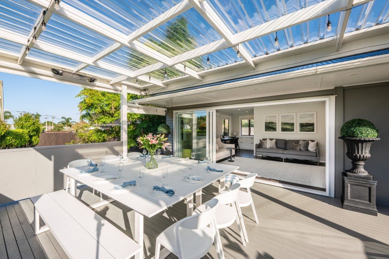 66 Mcintyre Road, Mangere Bridge, Auckland - Carousel 1