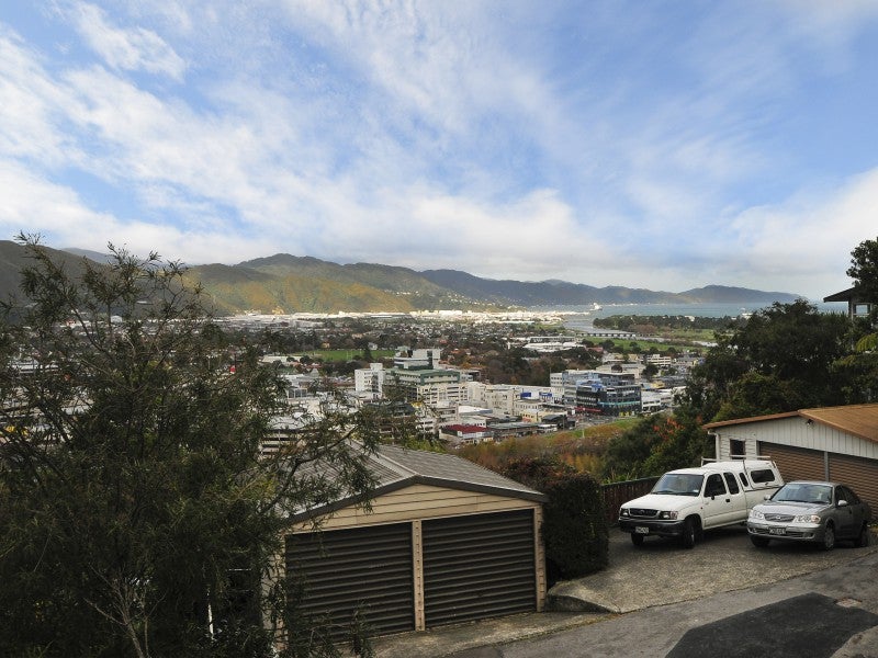 12 City View Grove, Harbour View, Lower Hutt - Carousel 19