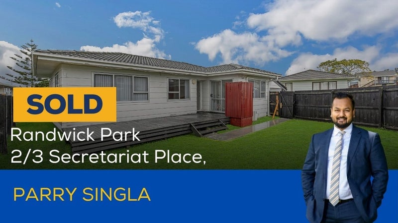 2/3 Secretariat Place, Randwick Park, Auckland - Carousel 1
