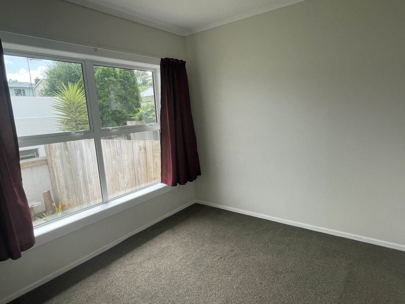 1/11 Jutland Street, Mairangi Bay, Auckland - Carousel 14