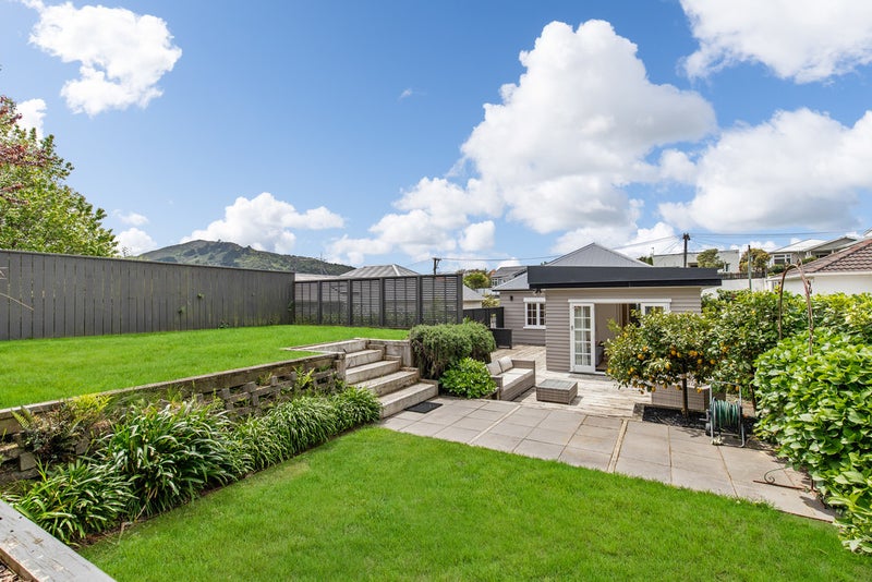 4 Monaghan Avenue, Karori, Wellington - Carousel 17