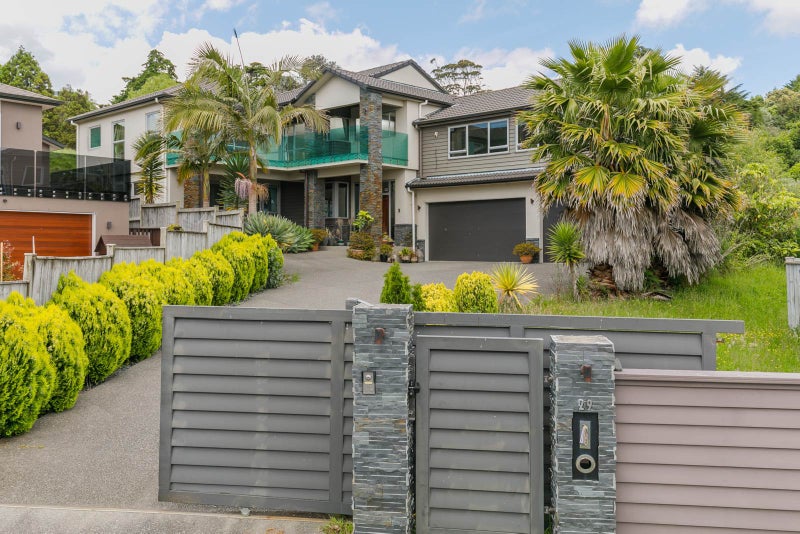 29 Skye Road, East Tamaki Heights, Auckland - Carousel 2