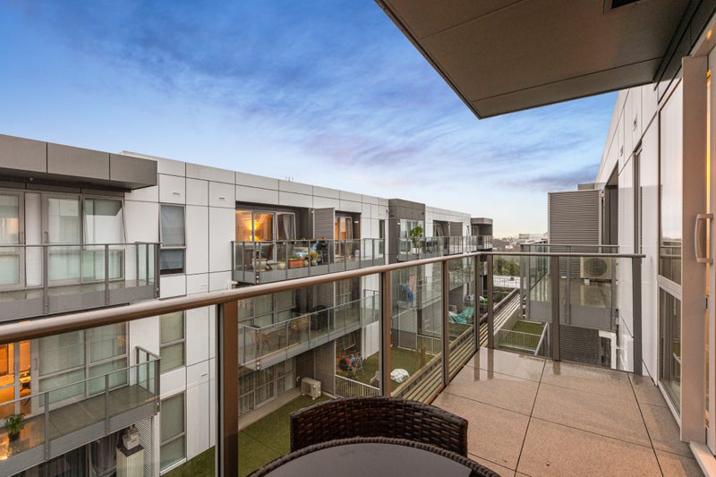 4G/20 Charlotte Street, Eden Terrace, Auckland - Carousel 1