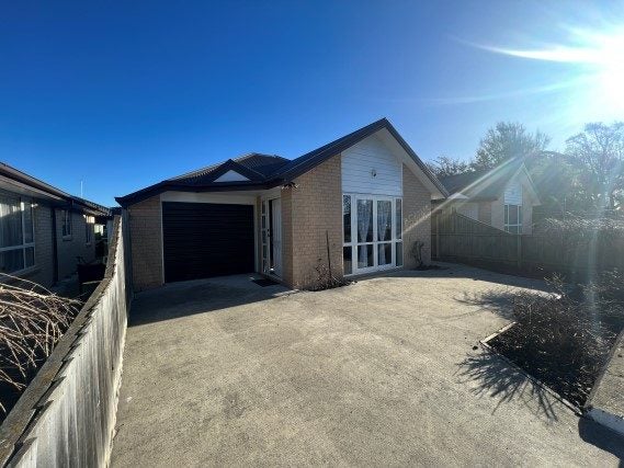 2/45 Torrens Road, Hillmorton, Christchurch - Carousel 1