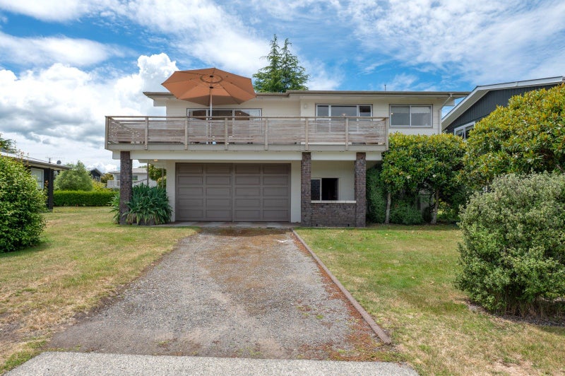 11 Nisbet Terrace, Kinloch, Taupō - Carousel 1