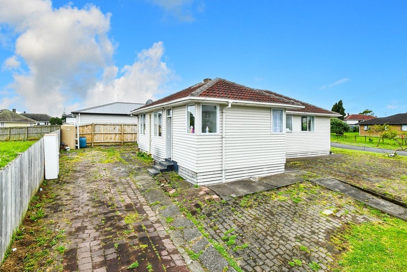12 Valder Avenue, Otara, Auckland - Carousel 2