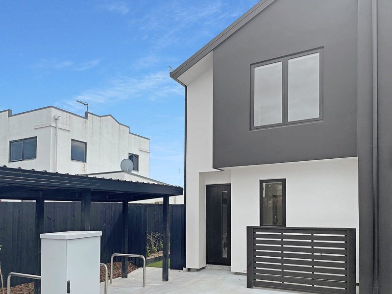 8/55 Stanmore Road, Linwood, Christchurch - Carousel 1