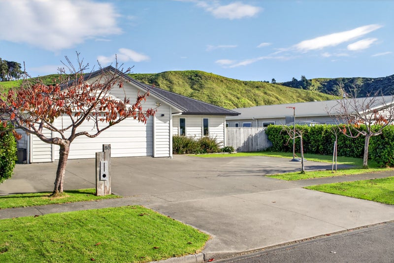 80 Hamilton Drive, Wainui, Gisborne - Carousel 1