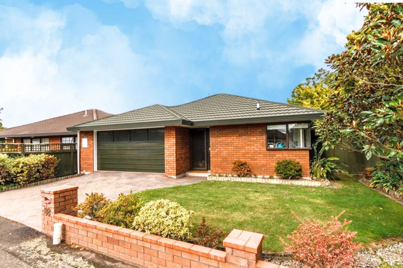 88 Churchill Avenue, Hokowhitu, Palmerston North - Carousel 14