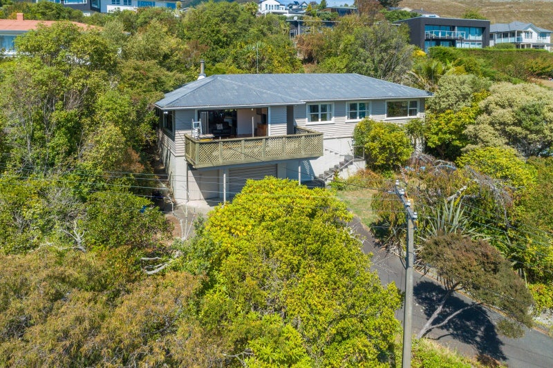 12 Tui Glen Road, Atawhai, Nelson - Carousel 1
