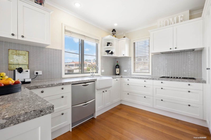 14 Omana Heights Drive, Maraetai, Auckland - Carousel 2