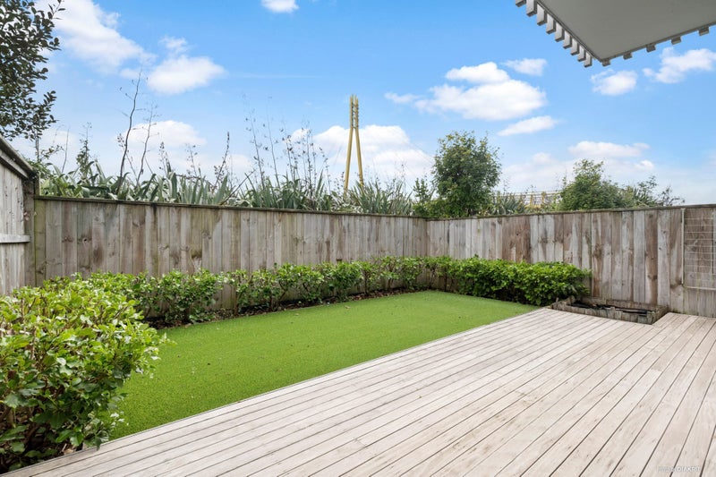 17 Carder Court, Hobsonville, Auckland - Carousel 17