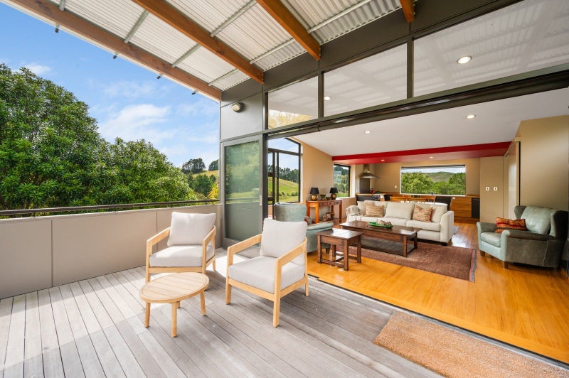 458 Apley roaroad, Puketapu, Napier - Carousel 2