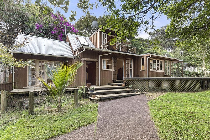 89A Wilma Road, Ostend, Waiheke Island - Carousel 2