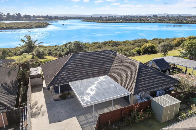 83A Waimahia Avenue, Weymouth, Auckland - Carousel 1