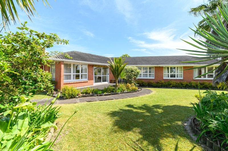 6 Heaphy Street, Blockhouse Bay, Auckland - Carousel 2