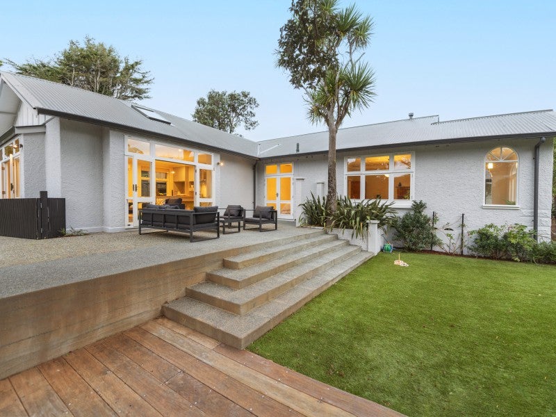 36 Nottingham Street, Karori, Wellington - Carousel 1