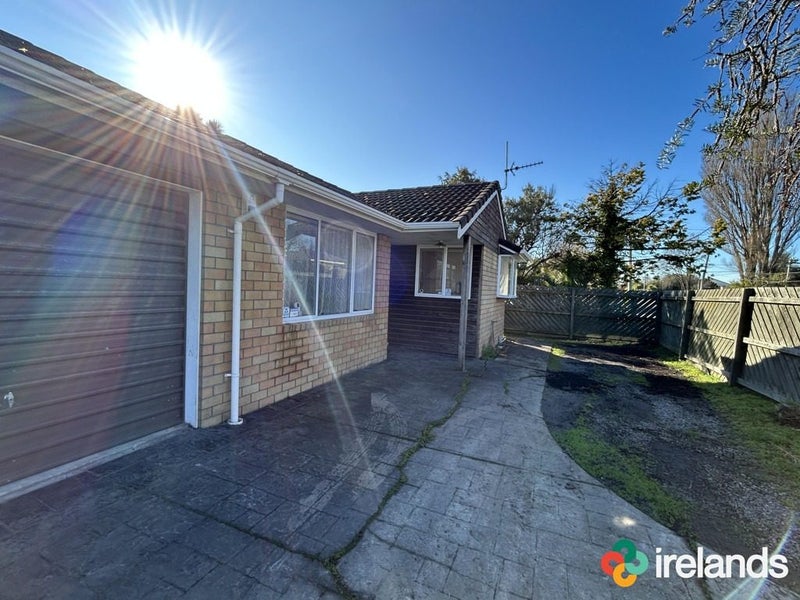 1/41 Wainoni Road, Wainoni, Christchurch - Carousel 1