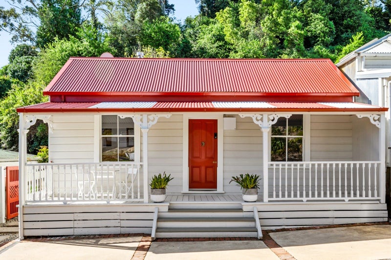 95 Milton Road, Bluff Hill, Napier - Carousel 2