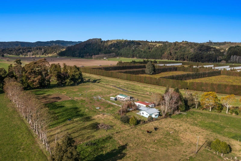 9 Butler Road, Poroporo, Whakatane - Carousel 1