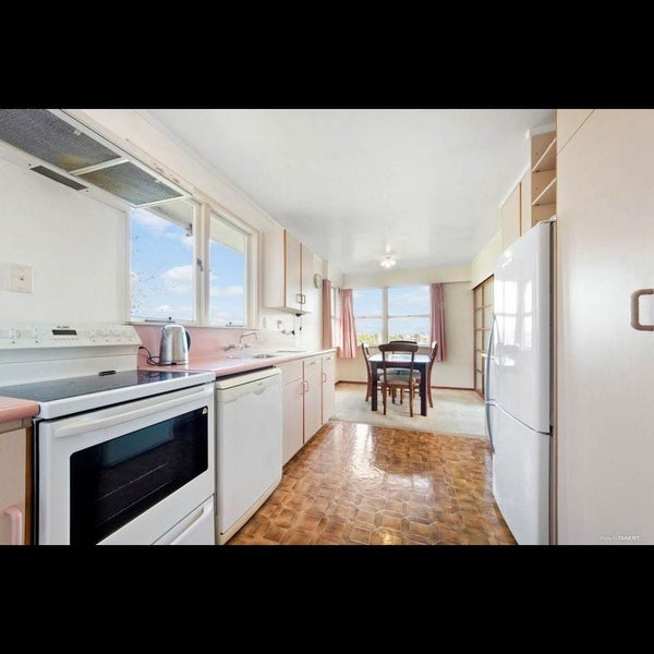 12 Mulgan Street, New Windsor, Auckland - Carousel 2