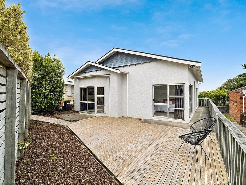 8 Tainui Road, Musselburgh, Dunedin - Carousel 1