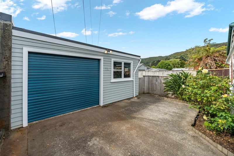 21 Saint Ronans Avenue, Waterloo, Lower Hutt - Carousel 35