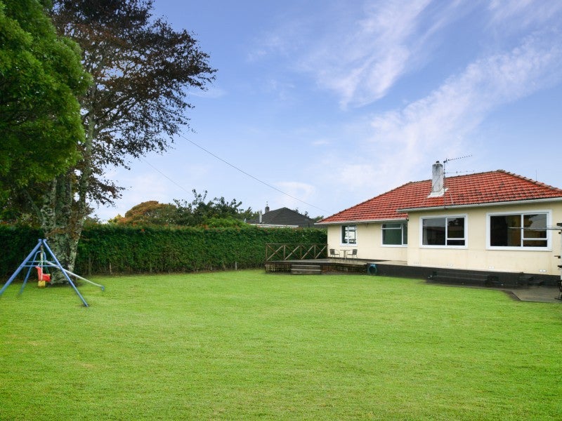 7 Hawkins Street, Vogeltown, New Plymouth - Carousel 19