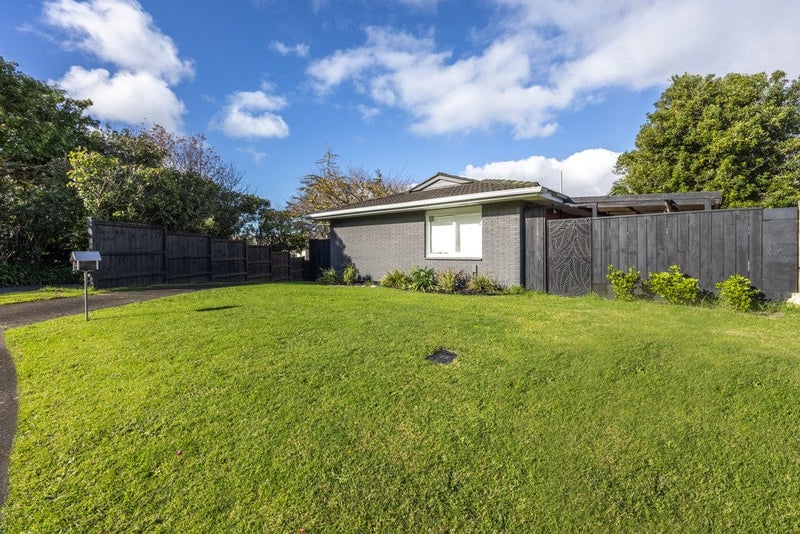 33 Culver Terrace, Howick, Auckland - Carousel 2