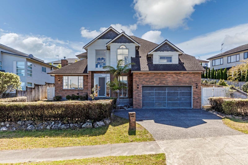 81 Laurel Oak Drive, Schnapper Rock, Auckland - Carousel 2