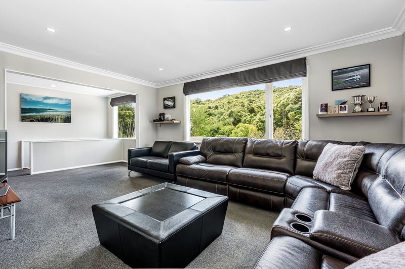 77 Champion Street, Cannons Creek, Porirua - Carousel 2