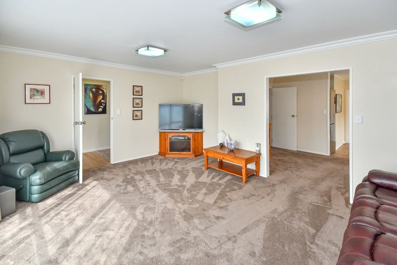2/13 Maunu Road, Papatoetoe, Auckland - Carousel 2