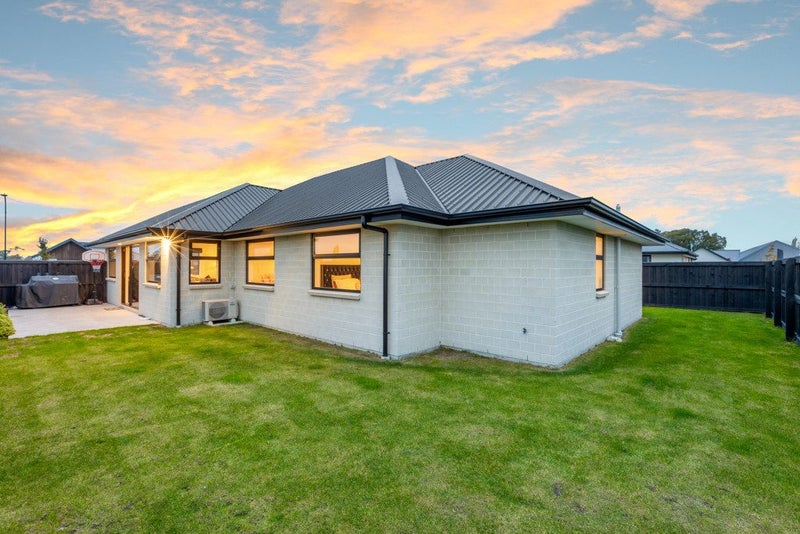 25 Accrington Drive, Marshland, Christchurch - Carousel 13