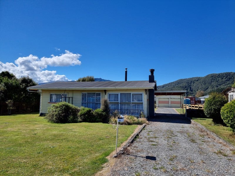 5 Moa Street, Dobson, Greymouth - Carousel 1