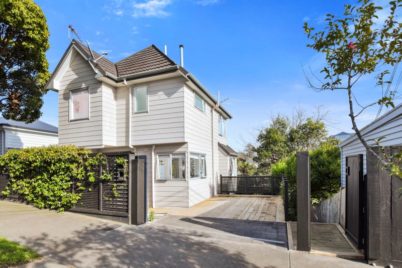 34A Carlton Gore Road, Grafton, Auckland - Carousel 1
