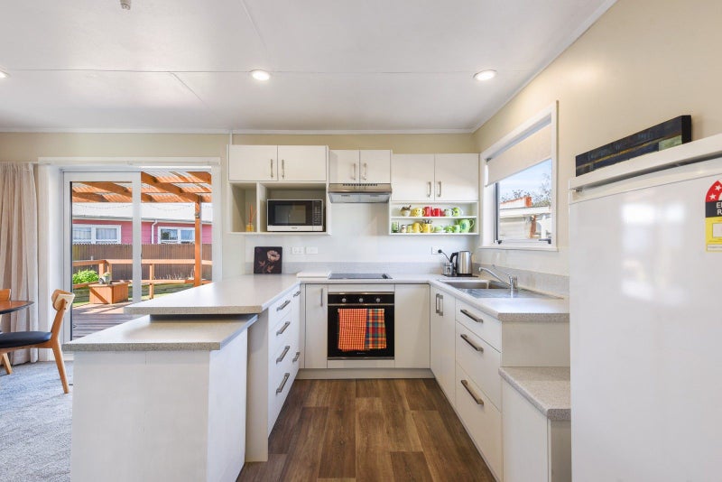 8 Allan Street, Glenholme, Rotorua - Carousel 2