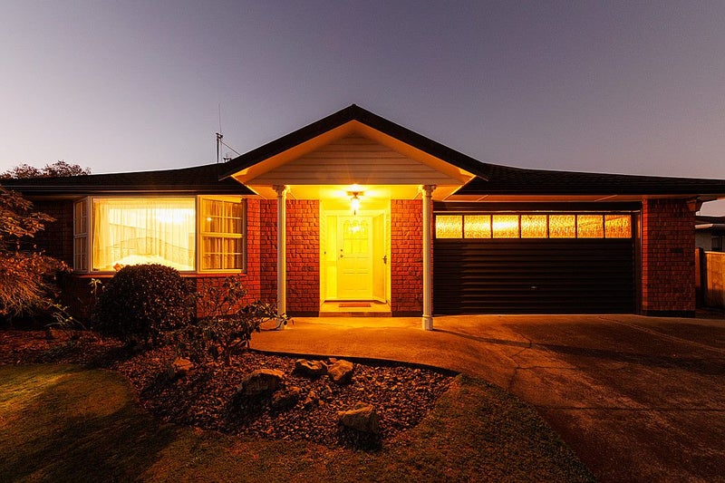 12 Aintree Crescent, Awapuni, Palmerston North - Carousel 2