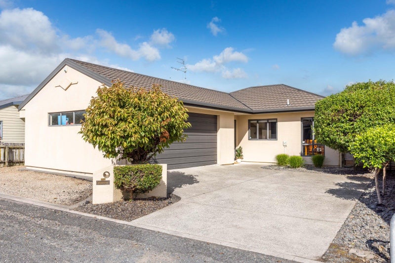 7 Whinfell Lane, Nawton, Hamilton - Carousel 1