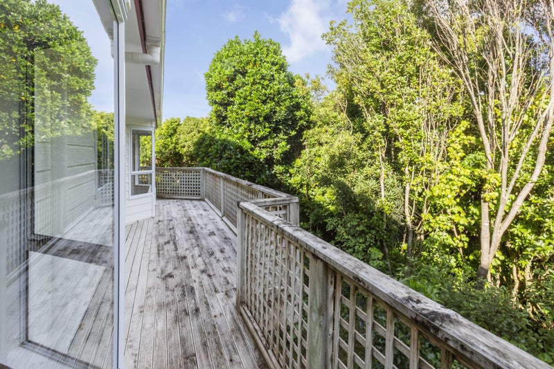 44 Joseph Banks Drive, Whitby, Porirua - Carousel 21