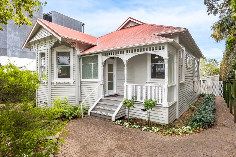 109 Jervois Road, Herne Bay, Auckland - Carousel 1