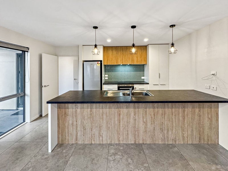 70B MacKenzie Avenue, Woolston, Christchurch - Carousel 2